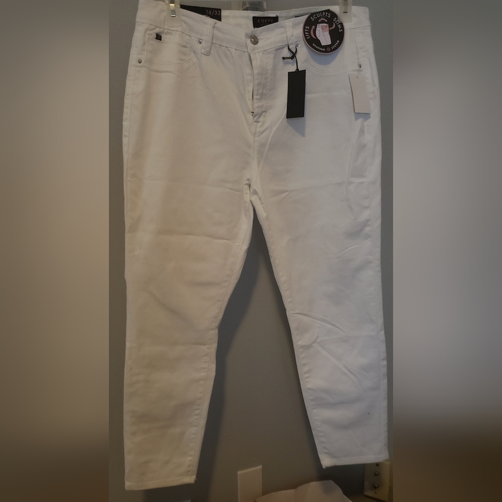 Curve appeal minimalist jeggins white